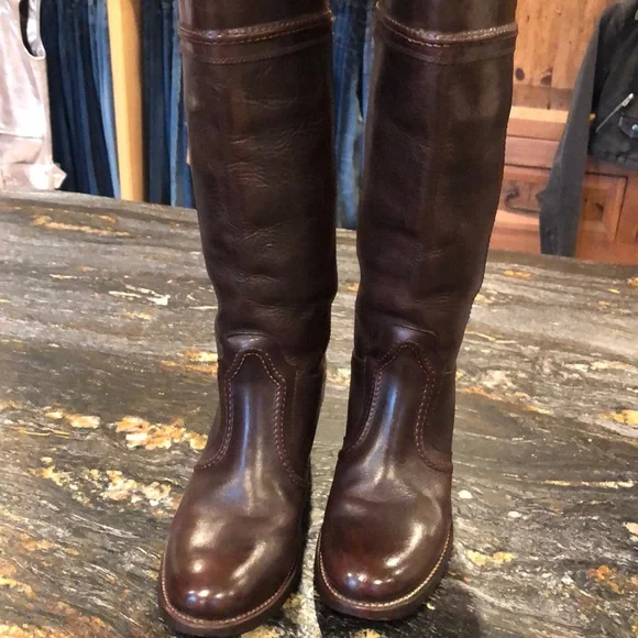 FRYE CHOCOLATE BROWN LEATHER KNEE HIGH BOOTS - Picture 4 of 9